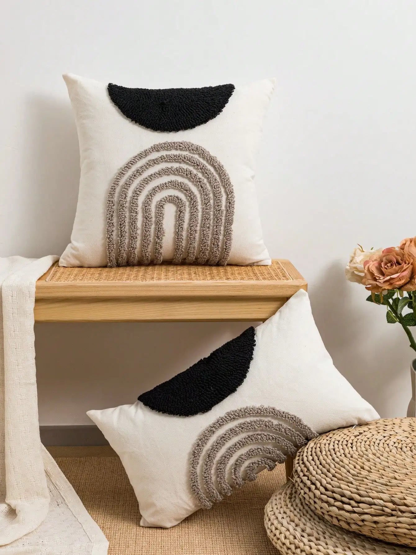 Jacquard Semicircular Pillow Cover
